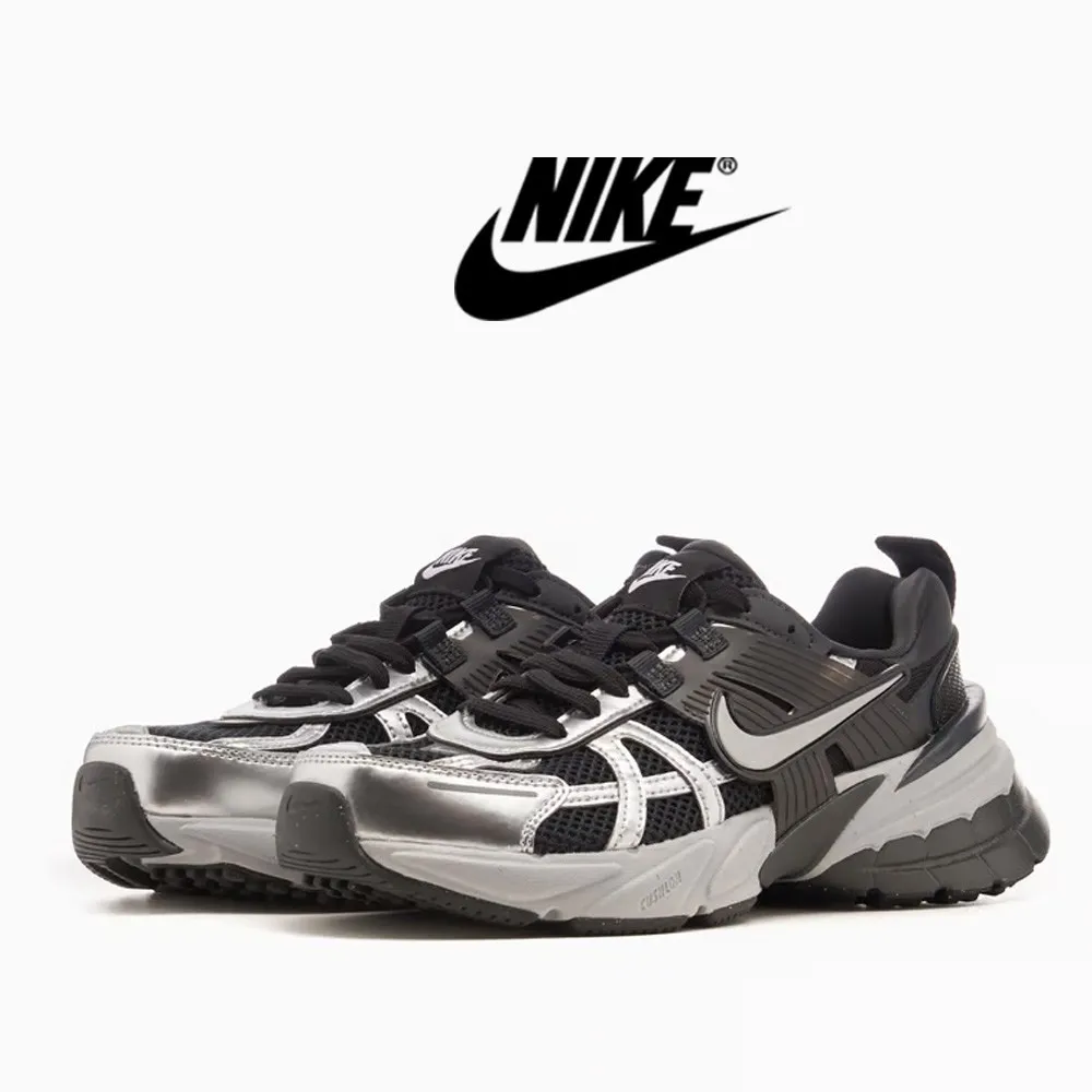 나이키 V2K 런 블랙 메탈릭 실버 우먼스 운동화 러닝화 FD0736-005