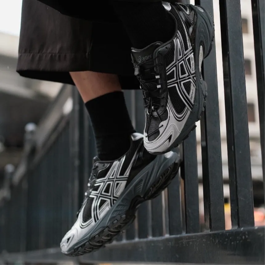 아식스 젤 카하나 TR V4 카본 블랙 1203A497-001