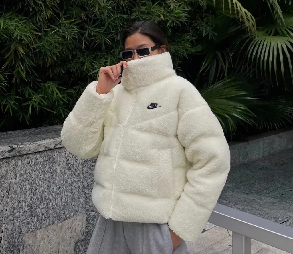 [무배특가/빠른출고] 나이키 뽀글이 패딩 써마핏 시티시리즈 셰르파 숏 자켓 화이트 DD4655-715