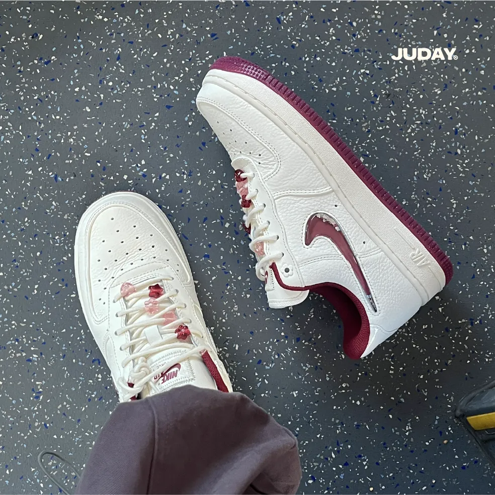 [무료배송] 나이키 24FW 발렌타인 에이포스 발렌타인 에어포스 우먼스 FZ5068-161