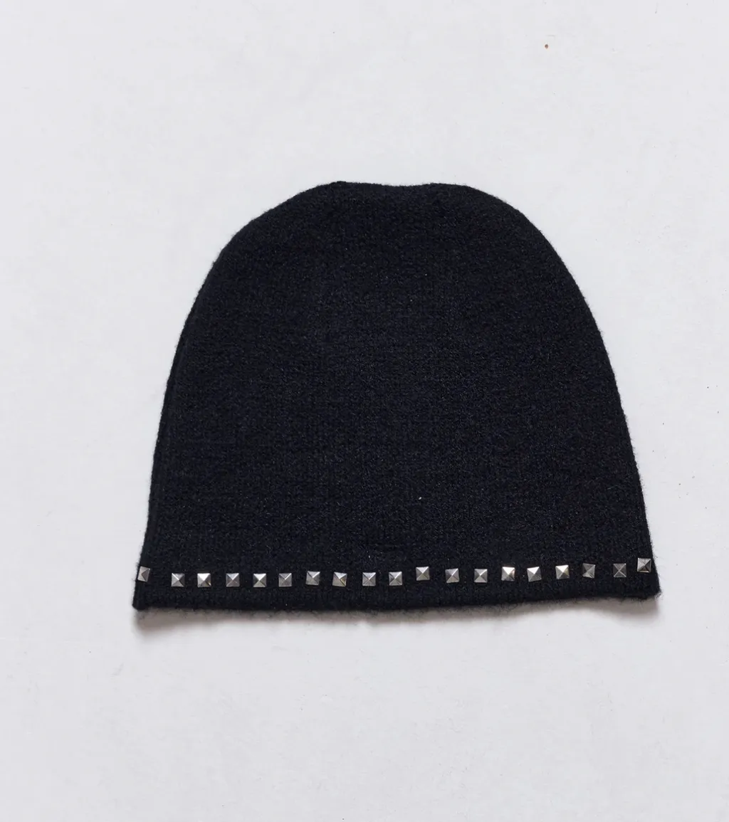제이디드런던 스터드 비니 모자 Jaded London Stud Beanie | 크로켓