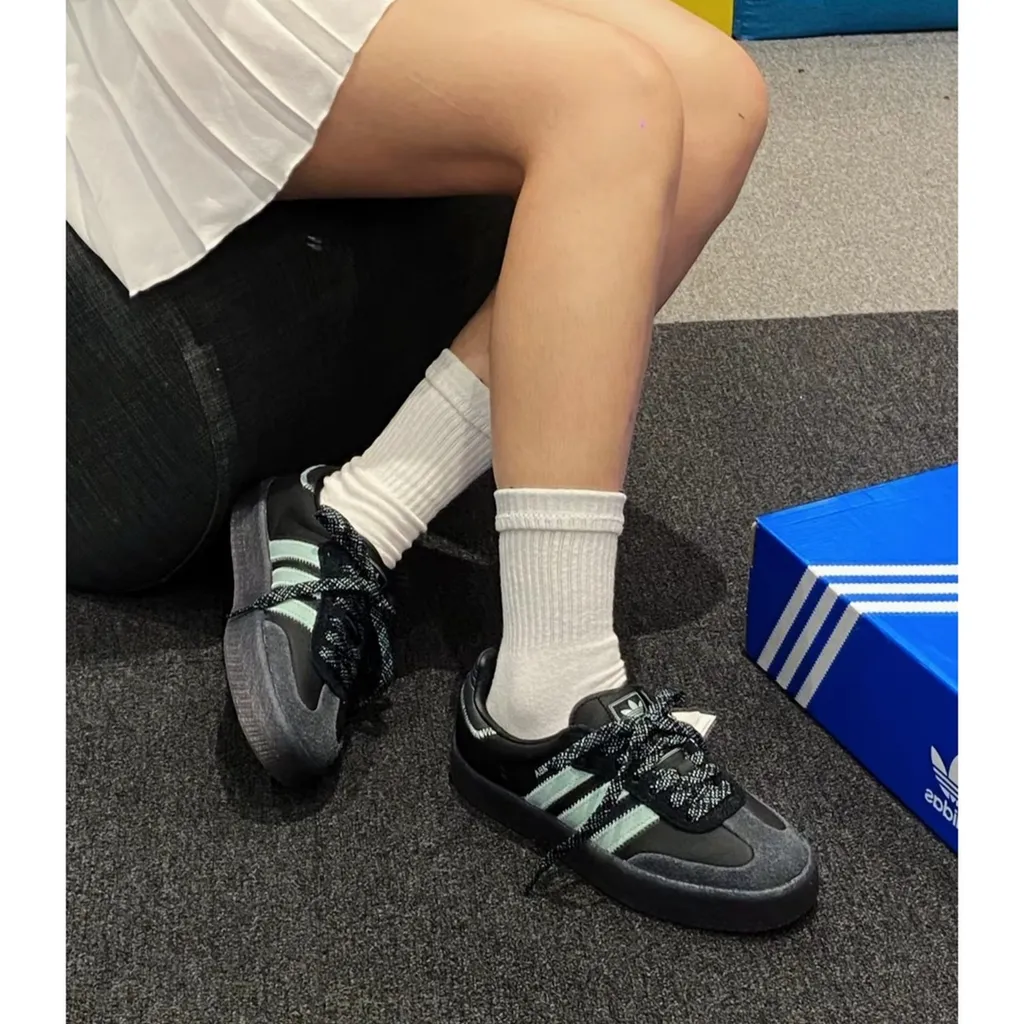 아디다스 OG 삼배 코어블랙 헤이즈 그린 운동화 IE9110