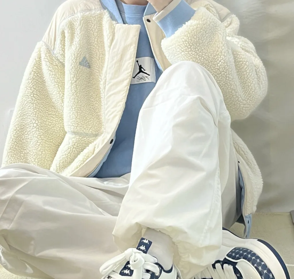 아디다스 플리스 컬리지에이트 패디드 뽀글이 플리스 후리스 자켓 IL8917