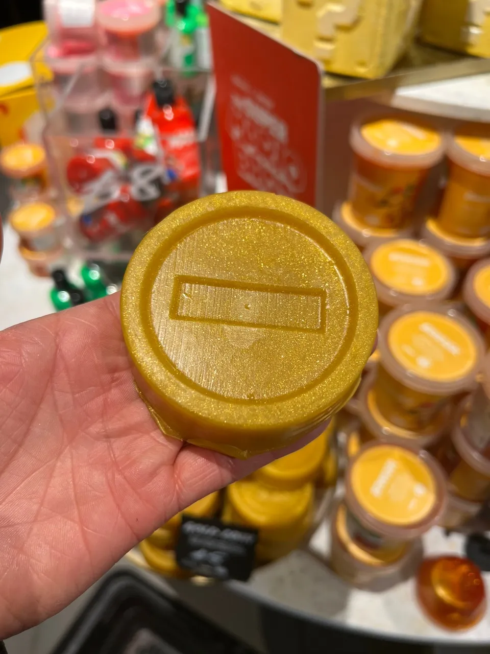 러쉬 X 슈퍼 마리오 브라더스 바디 솝 비누 골드 코인 100g