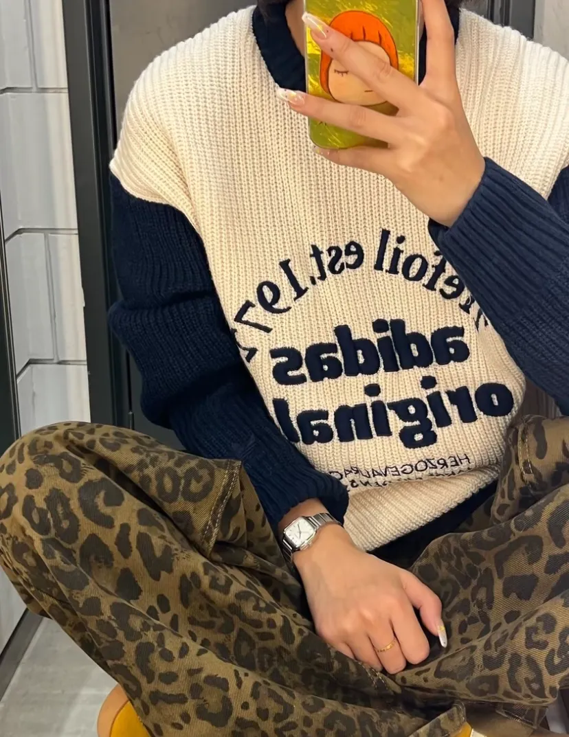 아디다스 클래식 스포츠 스웨터 니트 맨투맨 젠더 뉴트럴 IW6286