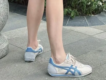 오니츠카 타이거 런스파크 크림 블루 1183B480-250