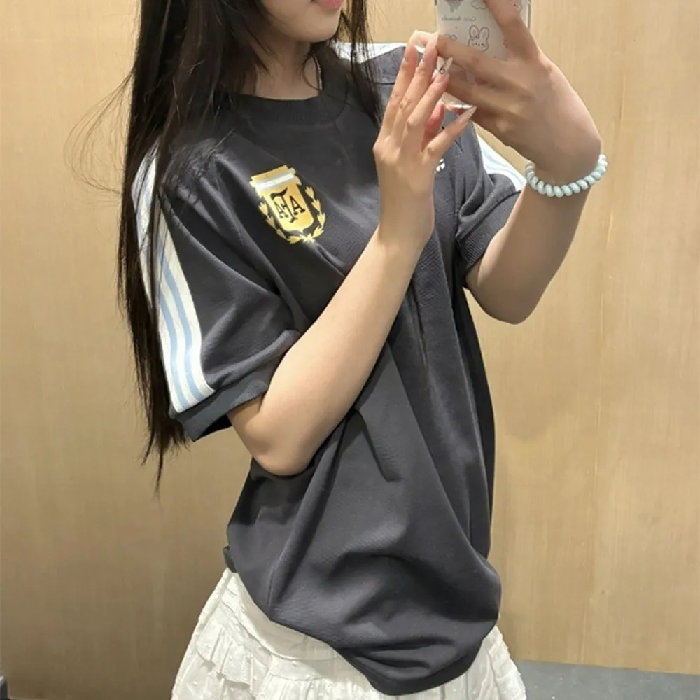 아디다스 오리지널 베켄바우어 삼선 스트라이프 반팔 티셔츠 IU2154
