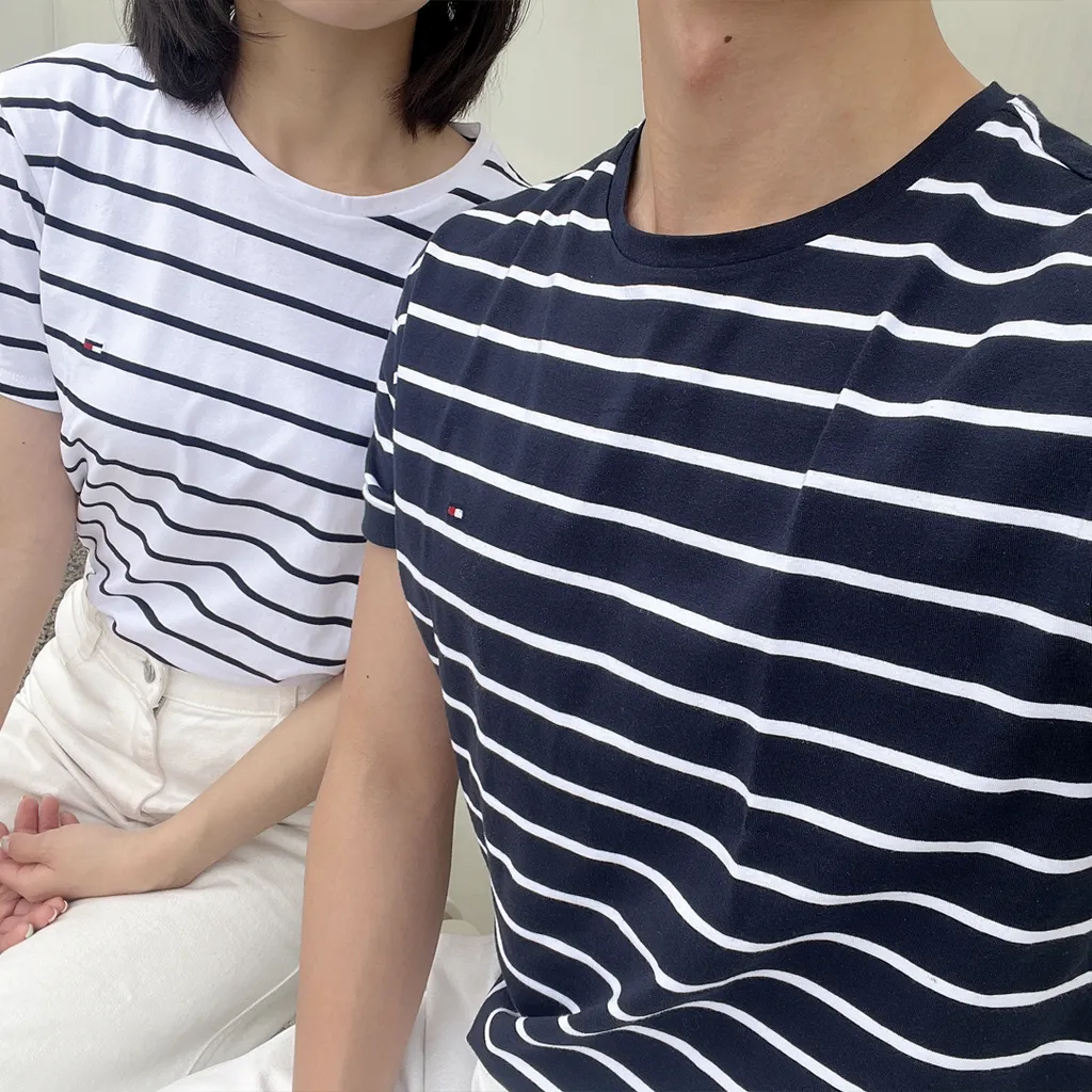 타미힐피거 남녀공용 스판 라운드넥 스트라이프 반팔티셔츠