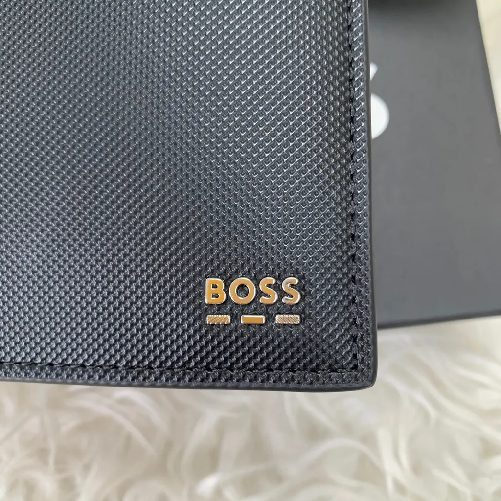 휴고보스 진코 코인 월렛 10269711 01 | 크로켓