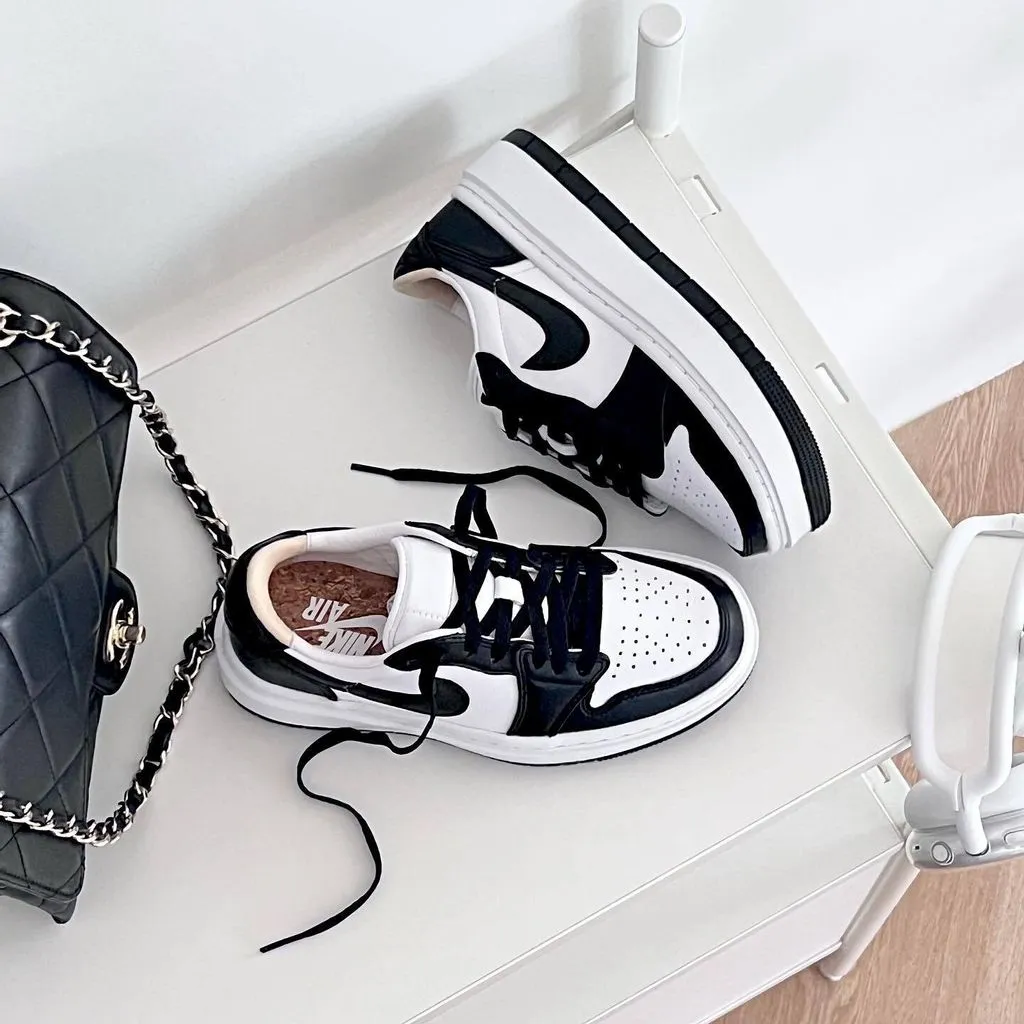 나이키 에어조던1 엘레베이트 로우 블랙 화이트 DH7004-109