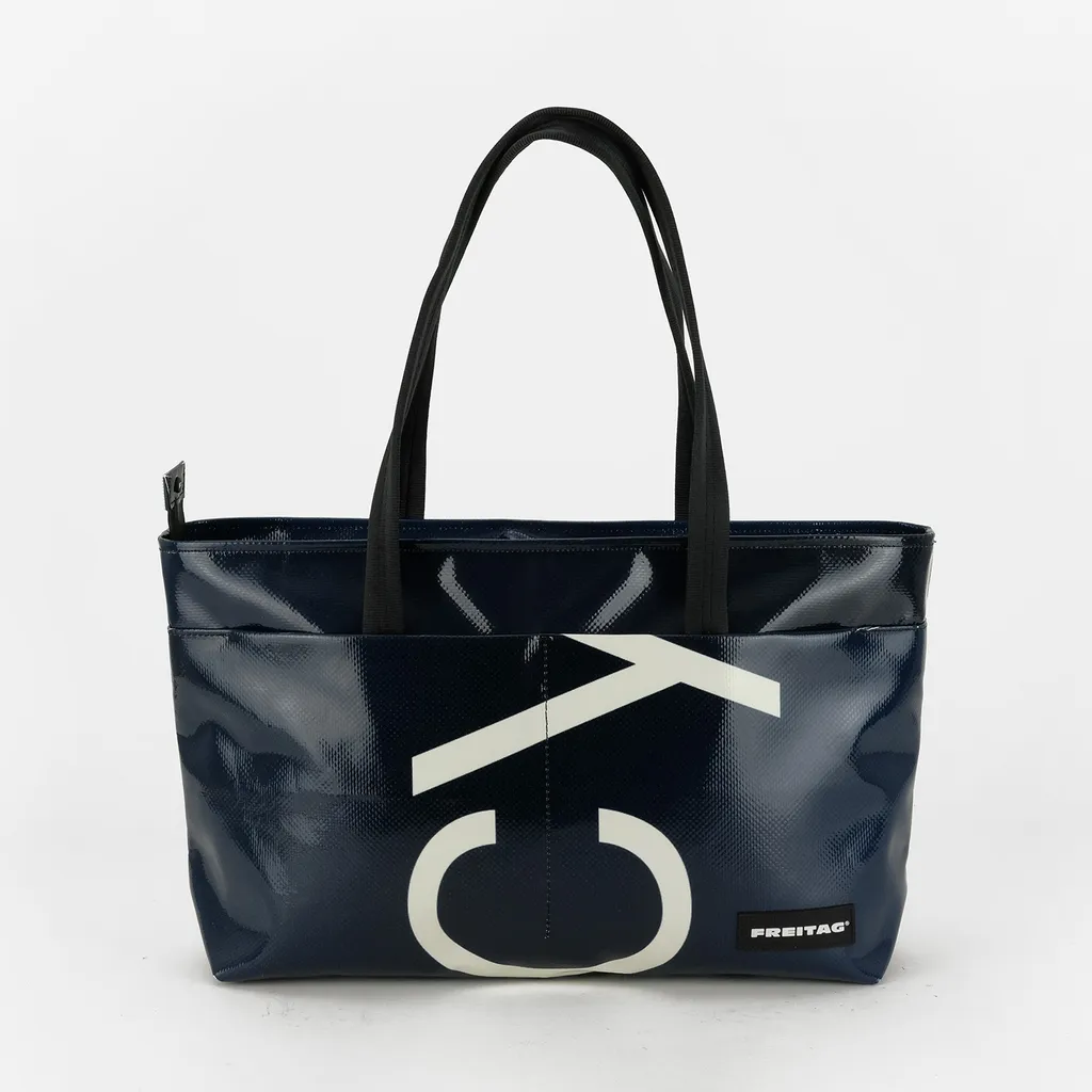 F560 STERLING 黒 オールブラック FREITAGフライターグ トートバッグ