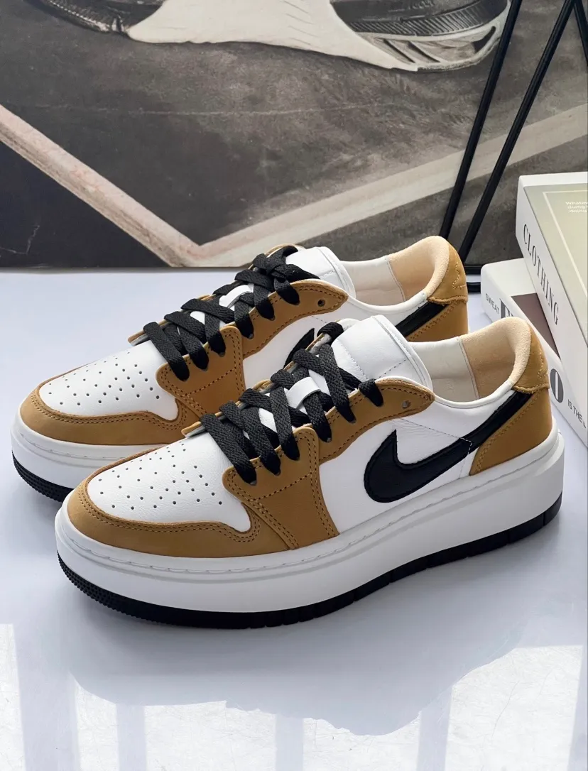 나이키 W 에어조던1 로우 엘리베이트 루키 오브 더 이어 DH7004-701