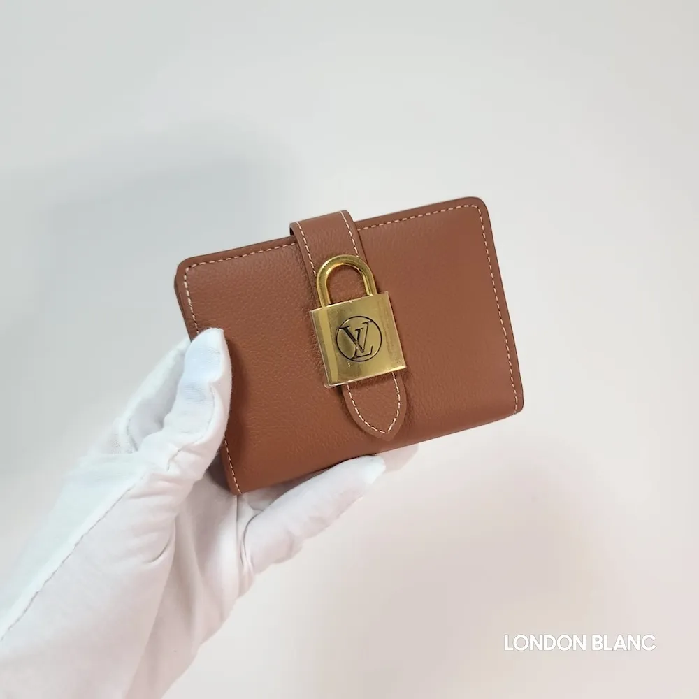 루이비통 로우키 컴팩트 지갑 2가지 컬러 | 크로켓