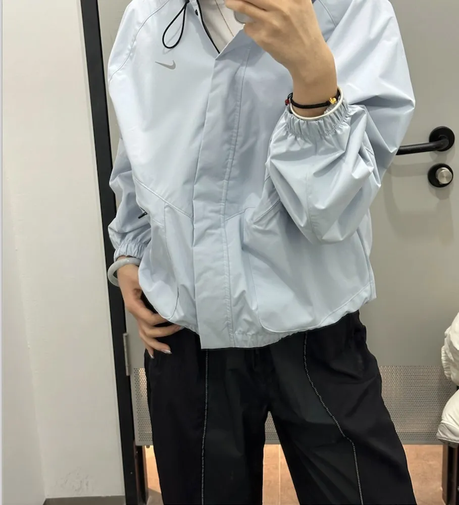 나이키 우먼스 바람막이 스톰핏 스위프트 후드 러닝 자켓 FB7493-423