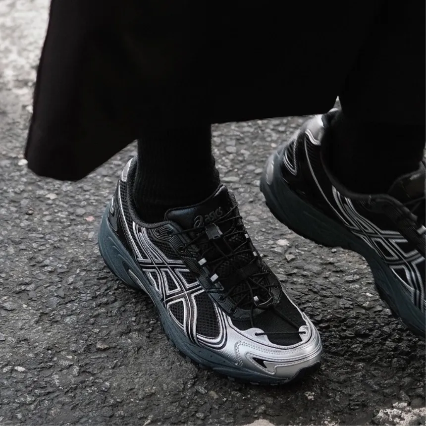 아식스 젤 카하나 TR V4 카본 블랙 1203A497-001