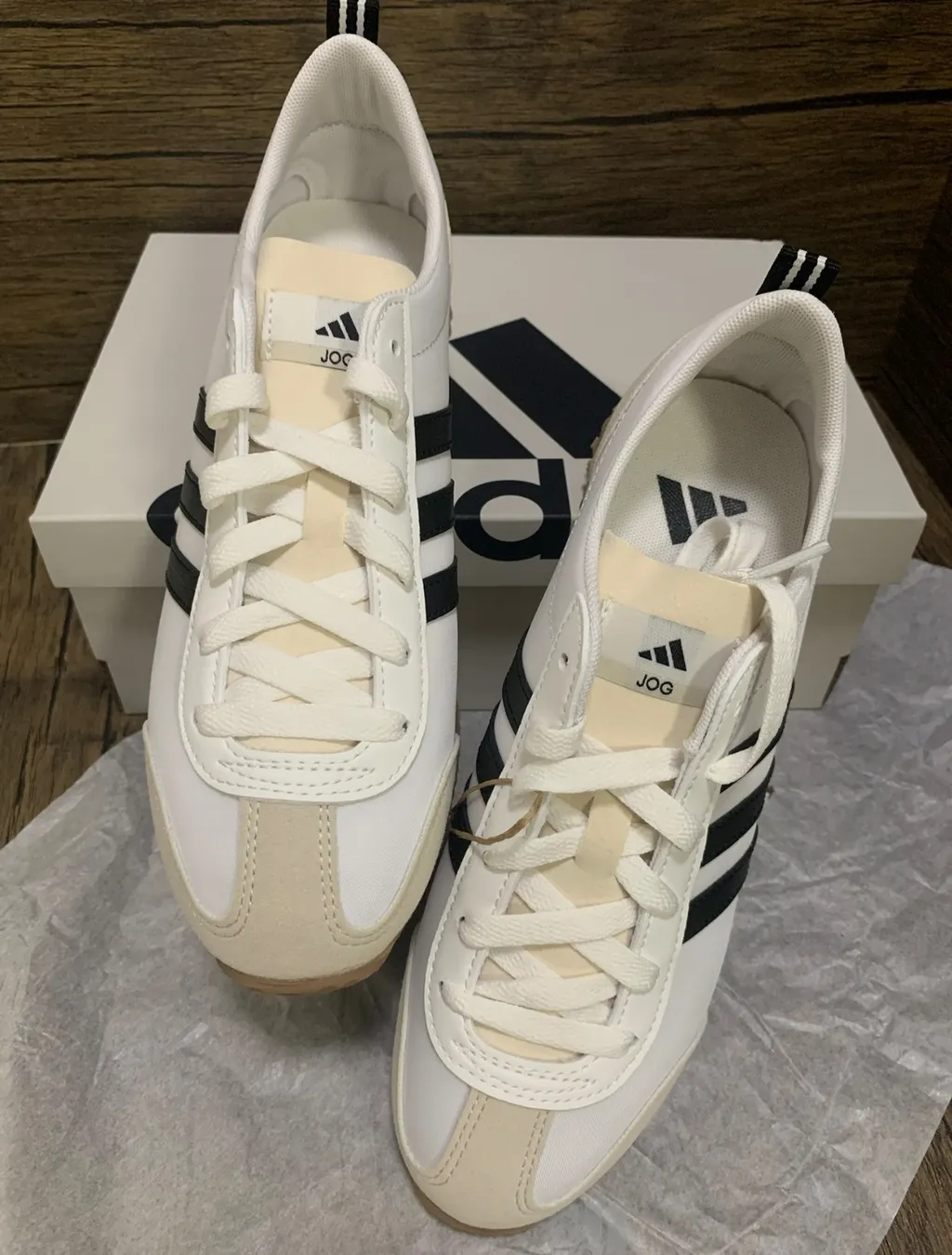 아디다스 adidas 캐주얼화 운동화 남녀공용 화이트 JI2436