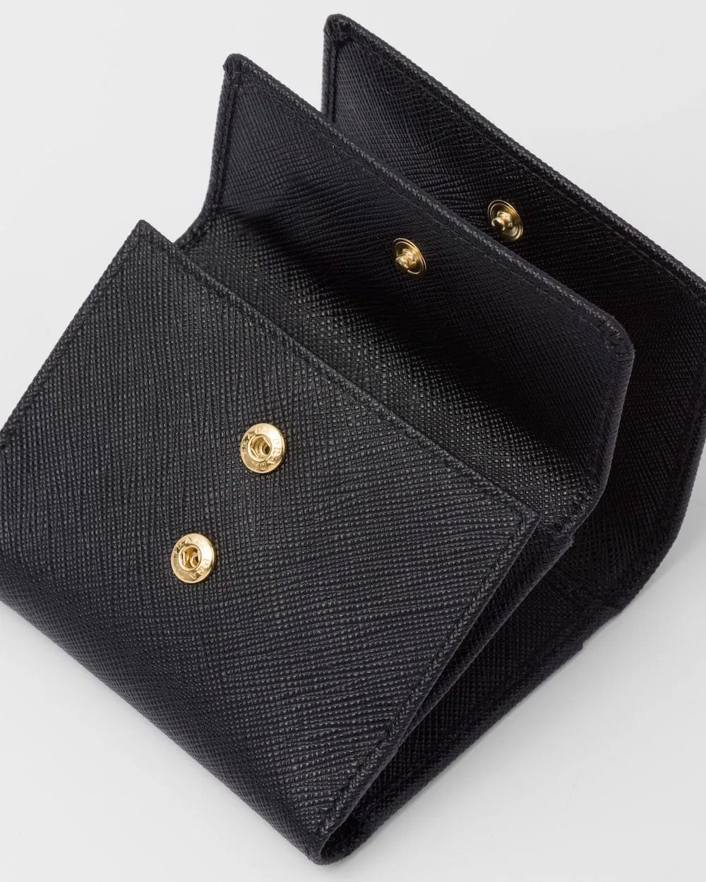 프라다 여성 반지갑 사피아노 가죽 카드지갑 블랙 1MH044 QHH F0002