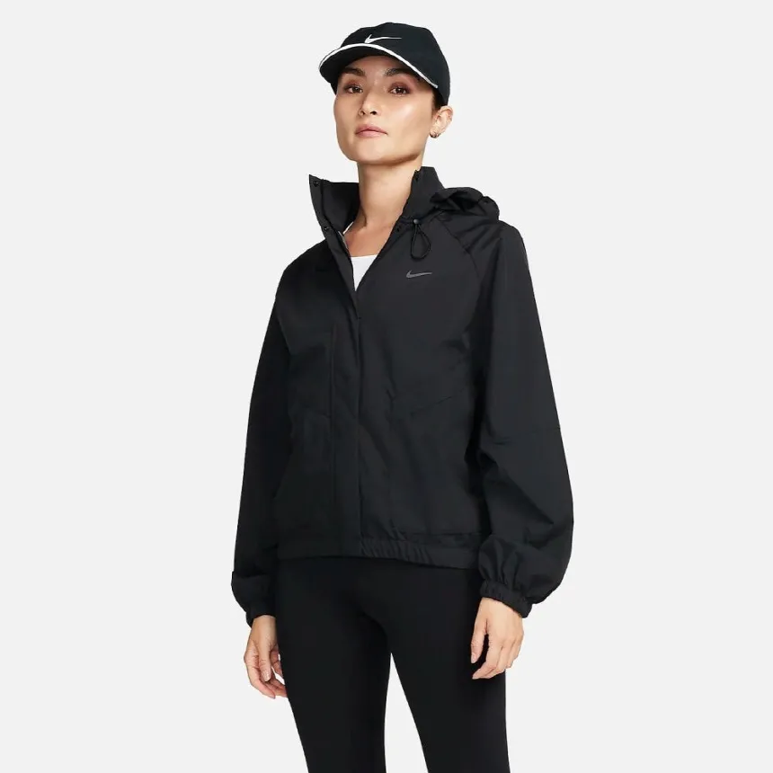 나이키 우먼즈 스톰핏 스위프트 런닝 자켓 블랙 FB7493-010