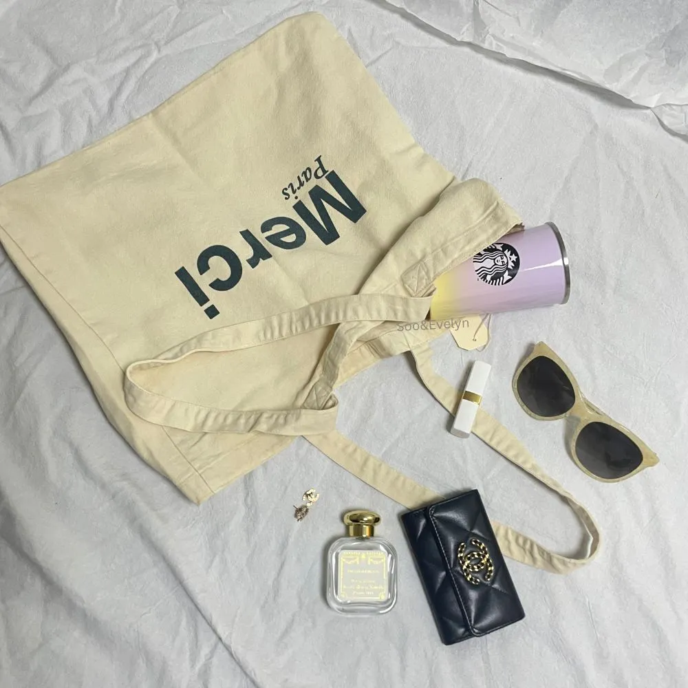 메르시 파리 에코백 라지 에크루 프랑스 마레 지구 편집샵 캔버스 가방 | 크로켓