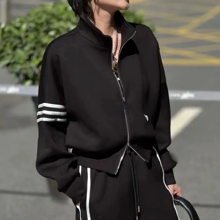 아디다스 우먼 NEUCLASSICS 트랙 자켓 블랙 IB7317