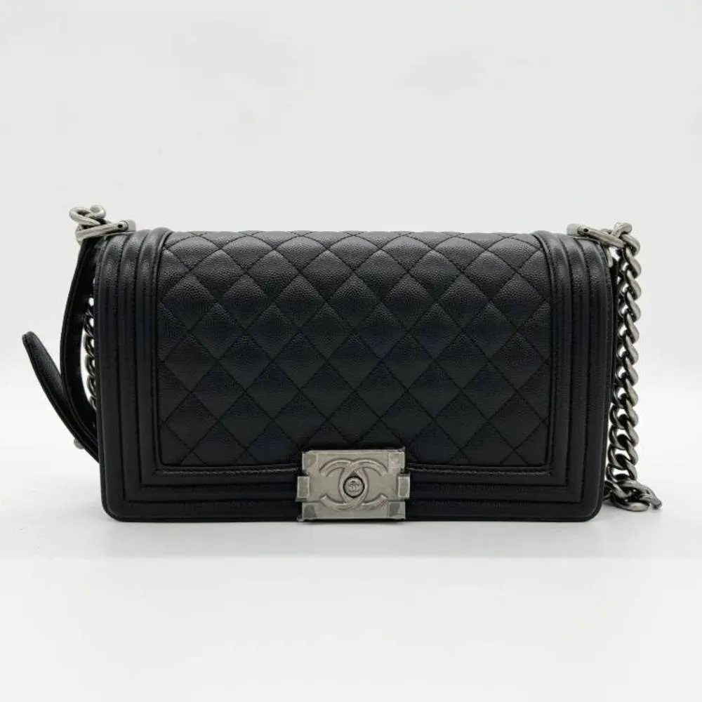 샤넬 보이백 미듐 은장 A67086