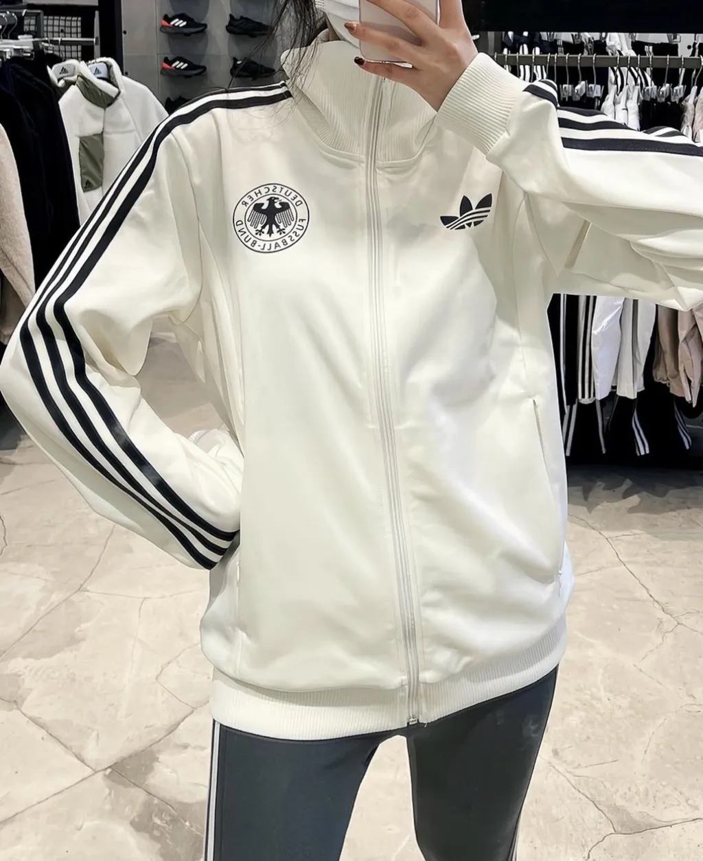 아디다스 독일 베켄바우어 트랙탑 저지 자켓 화이트 IU2100 [전세계 베켄바우어]