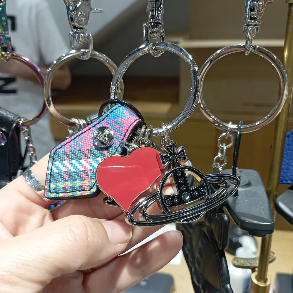 비비안웨스트우드 멀티컬러 아이 러브 orb 키링 | 크로켓