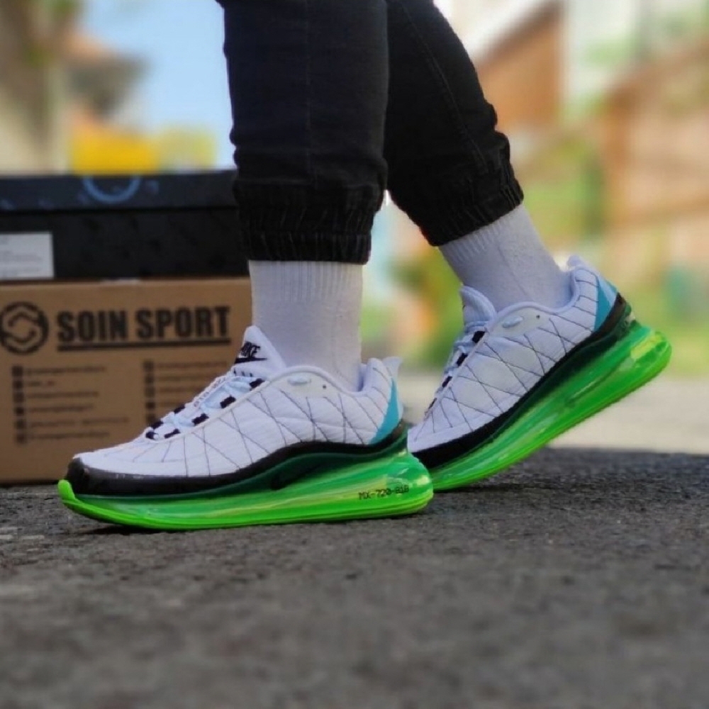 나이키 에어맥스 720-818 화이트 고스트 그린 CT1266-101 | 크로켓