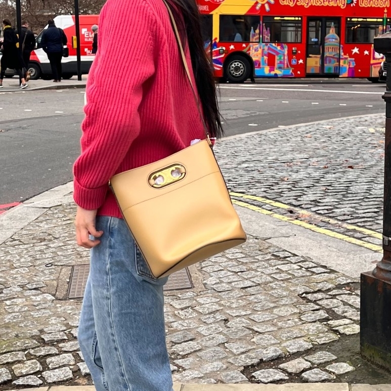 Celine Bucket Maillon Triomphe CL CM Feminize_accessori